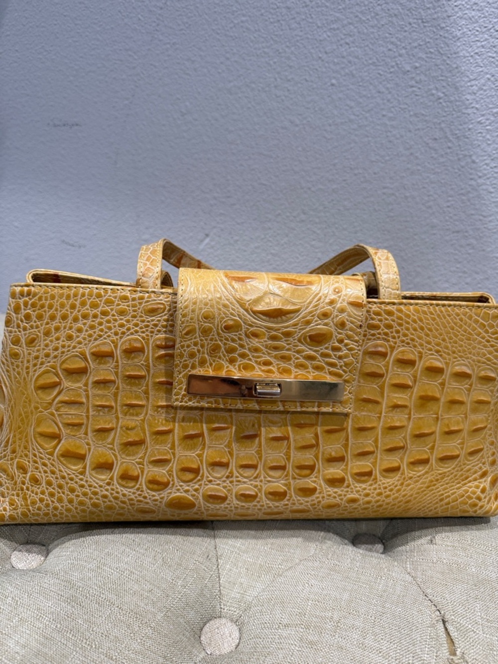 Lanzetti Yellow Croc-Embossed Women's Handbag with strap